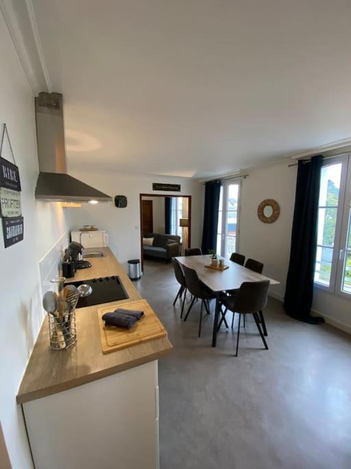 Studio +++ très agréable en centre ville Doué-la-Fontaine Esterno foto